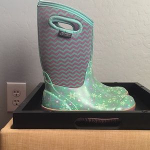 Purple and blue snow boots